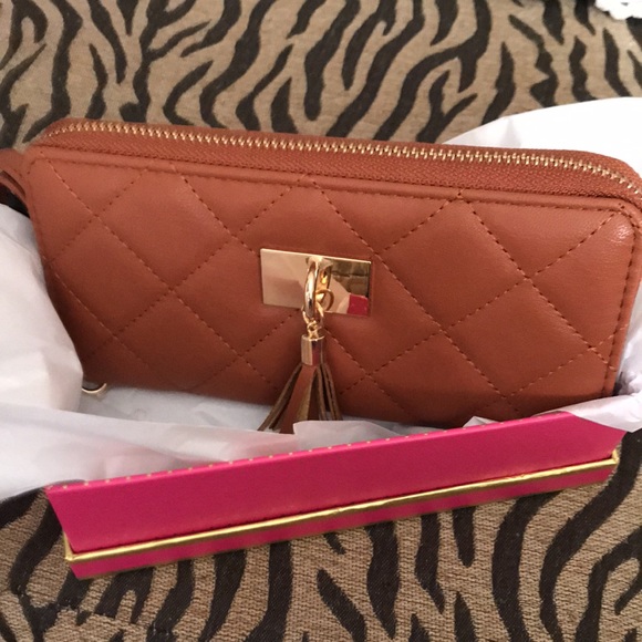 alexis bendel purse